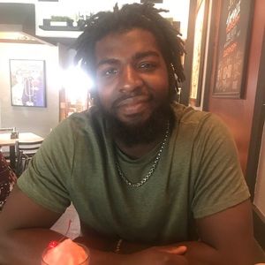 Meet your Posher, Derrick